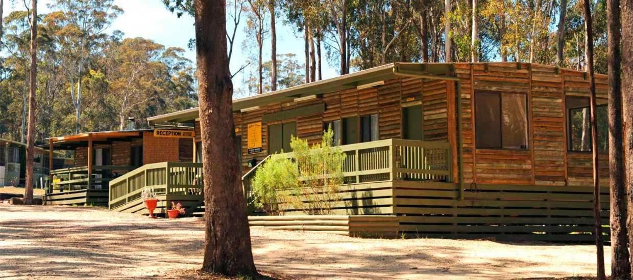 Lakes Entrance Log Cabins Экстерьер фото